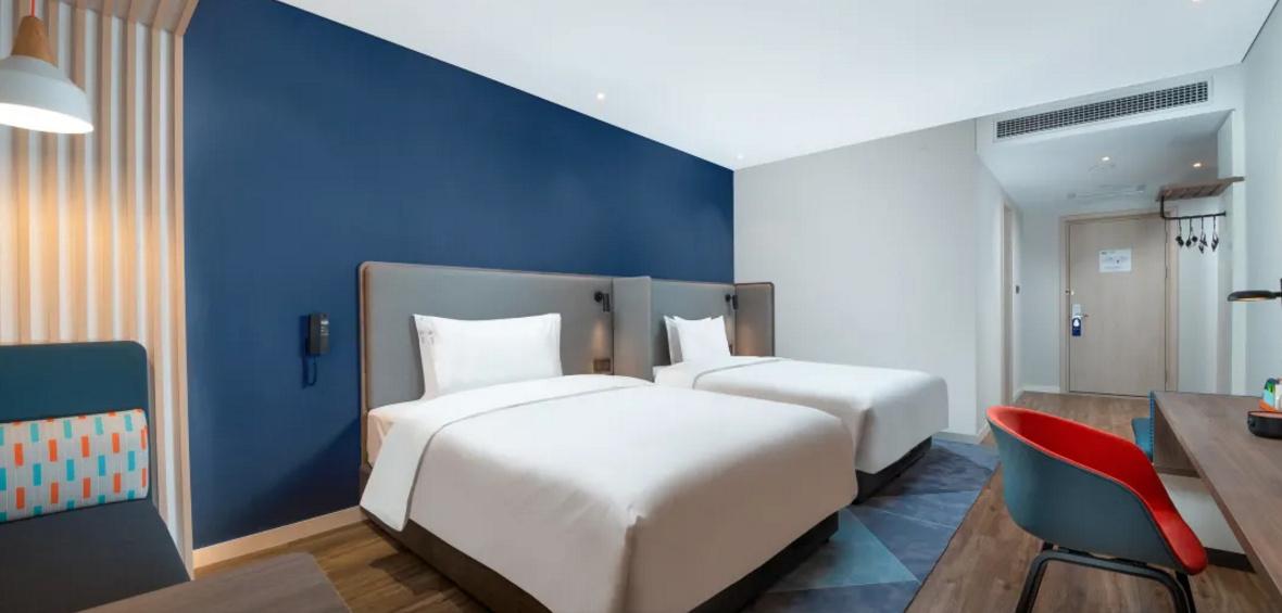 Holiday Inn Express Chongqing Airport Zone By Ihg Eksteriør billede