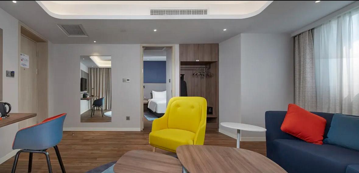 Holiday Inn Express Chongqing Airport Zone By Ihg Eksteriør billede