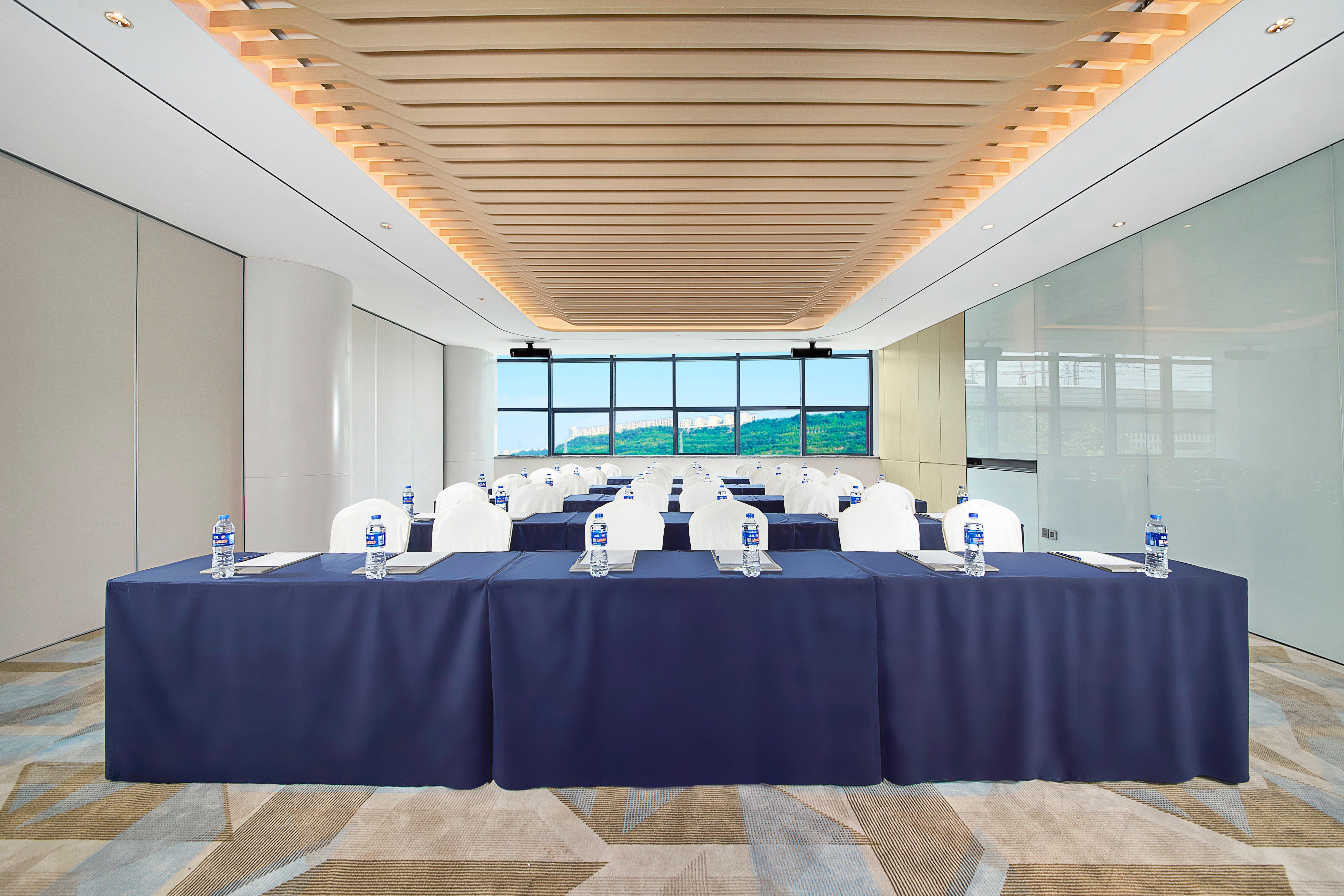 Holiday Inn Express Chongqing Airport Zone By Ihg Eksteriør billede