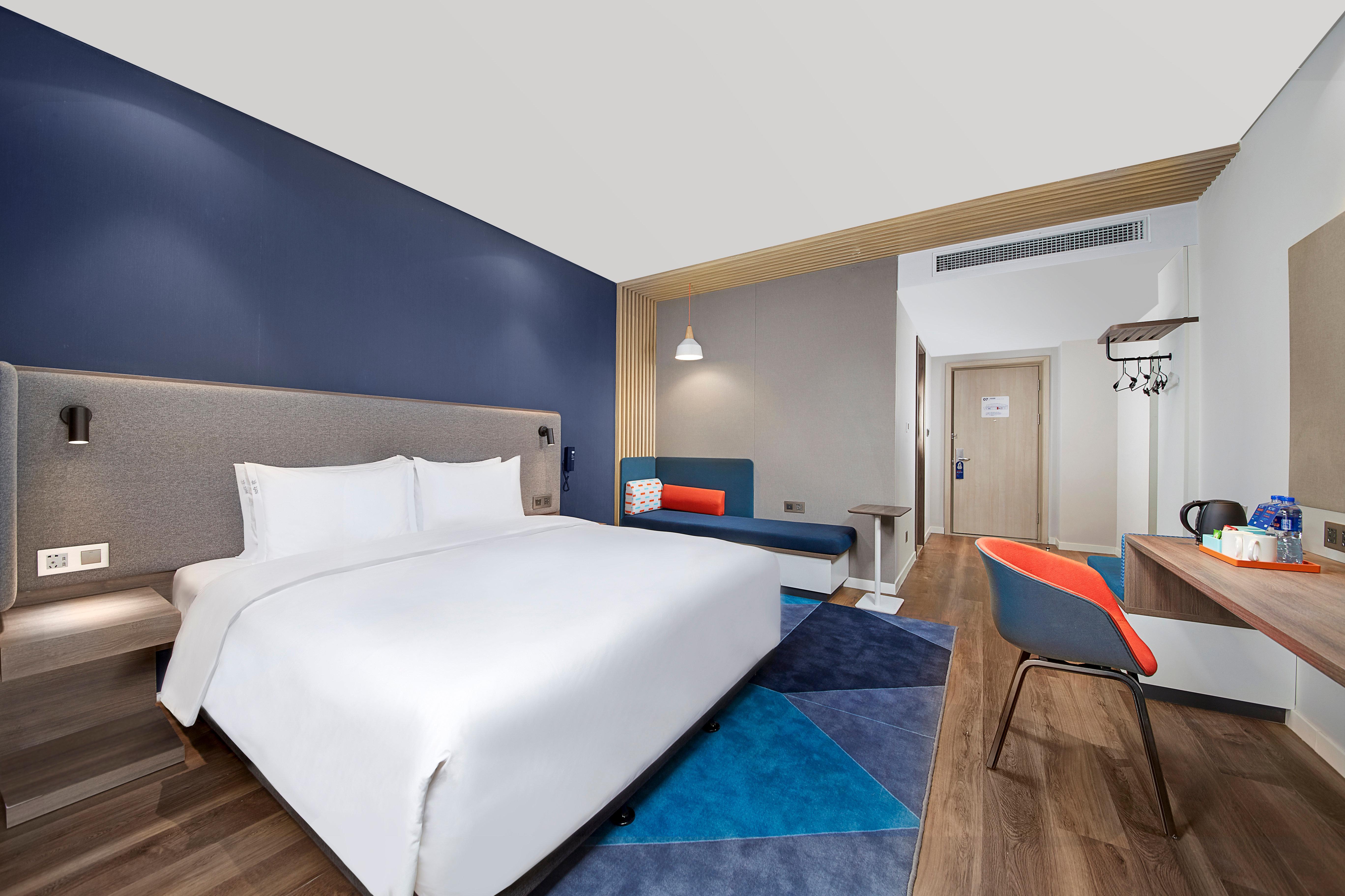 Holiday Inn Express Chongqing Airport Zone By Ihg Eksteriør billede