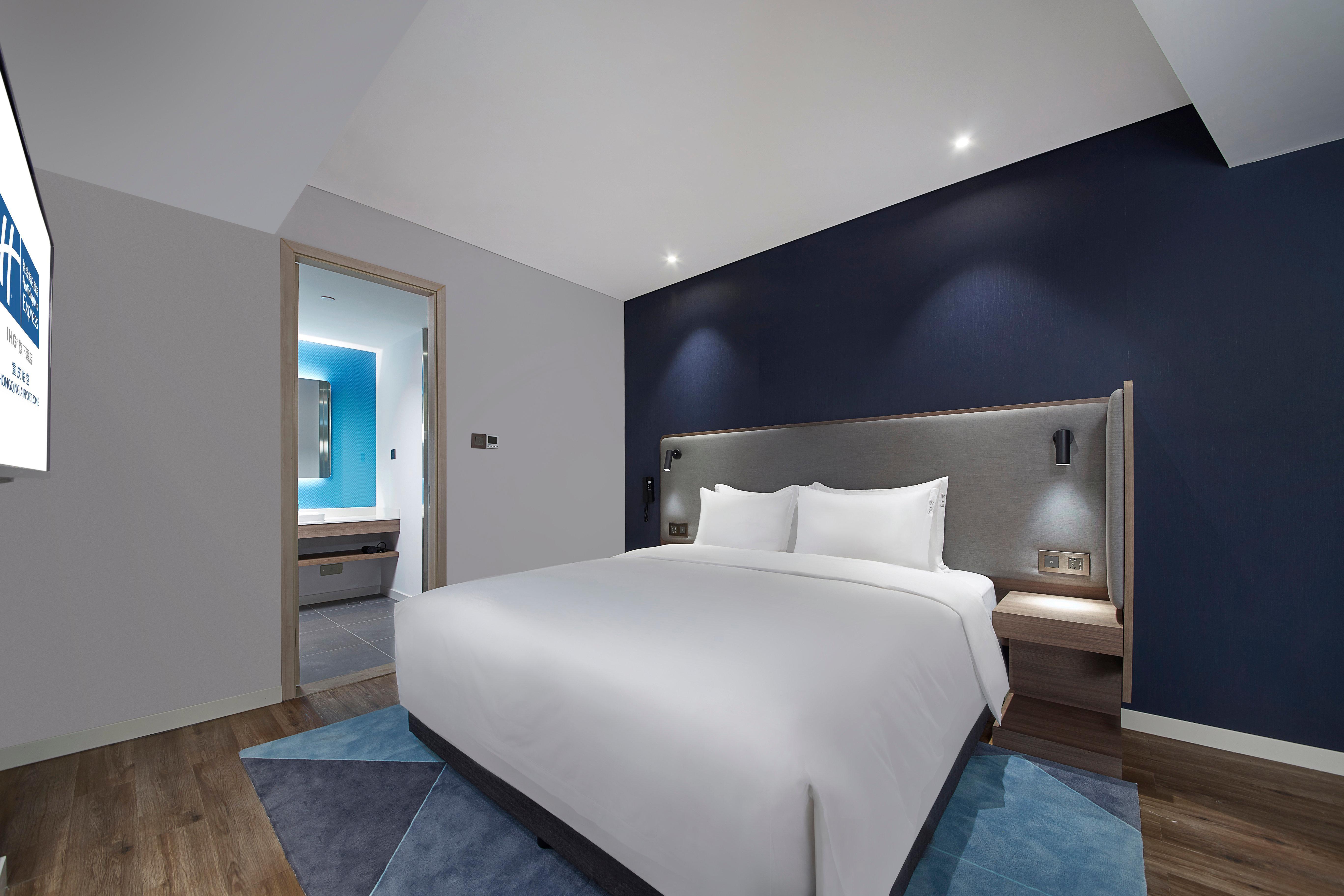 Holiday Inn Express Chongqing Airport Zone By Ihg Eksteriør billede